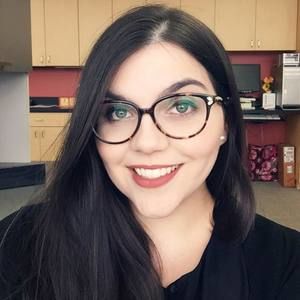 Meet your Posher, Alexandra